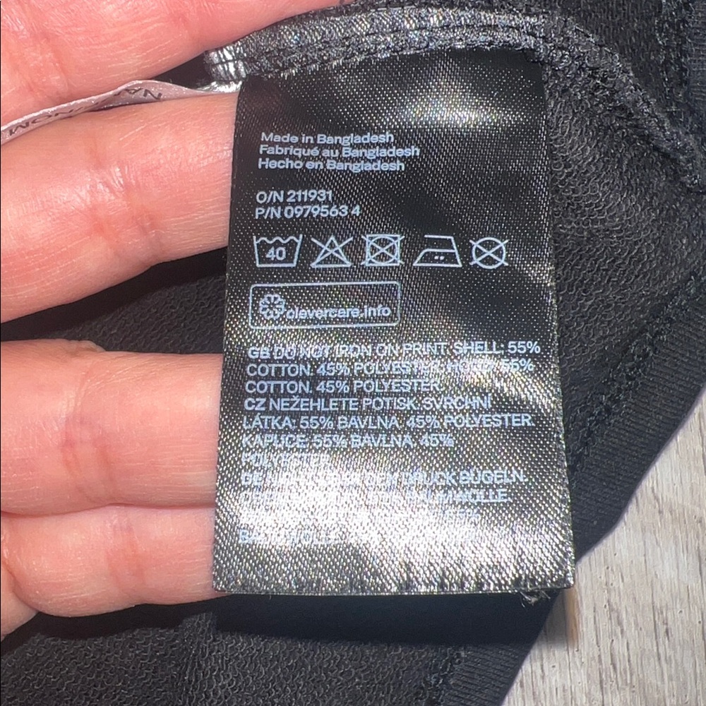 H&M Black Hoodie with White NASA Logonsize 20(Fits Like a Women's Medium) - Picture 5 of 5